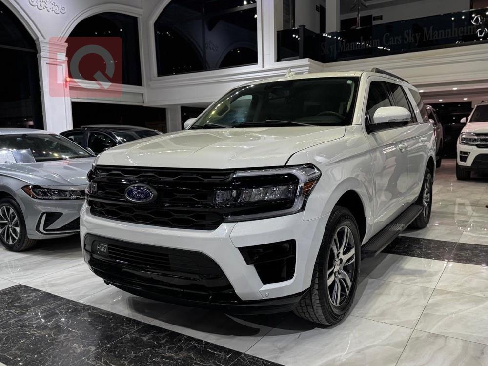 https://cdn.iqcars.io3b8b6cf1-7859-4b2a-8e80-01d0811ad95f_1.jpg